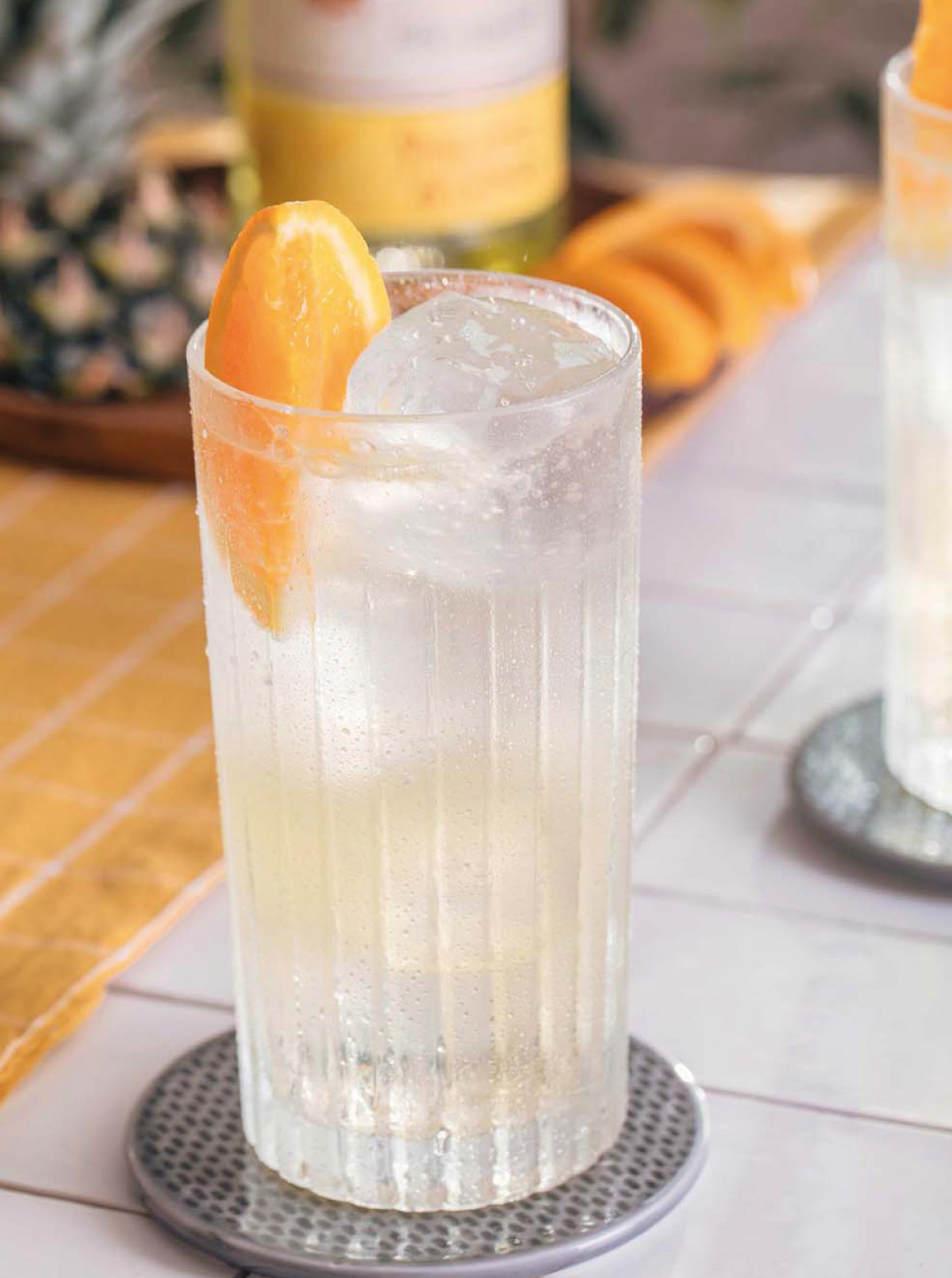 PINEAPPLE COLLINS